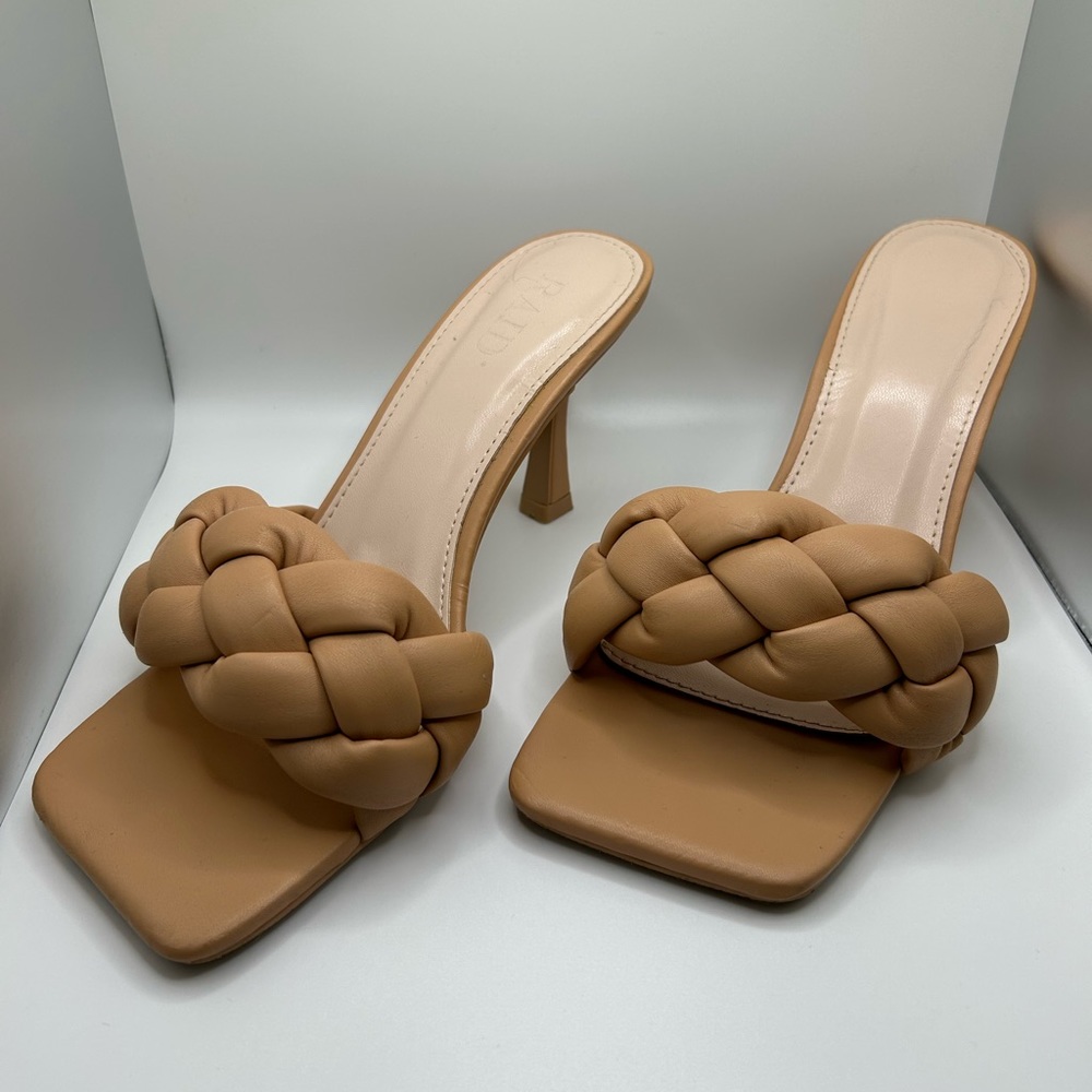 RAID Dark Beige shoes
